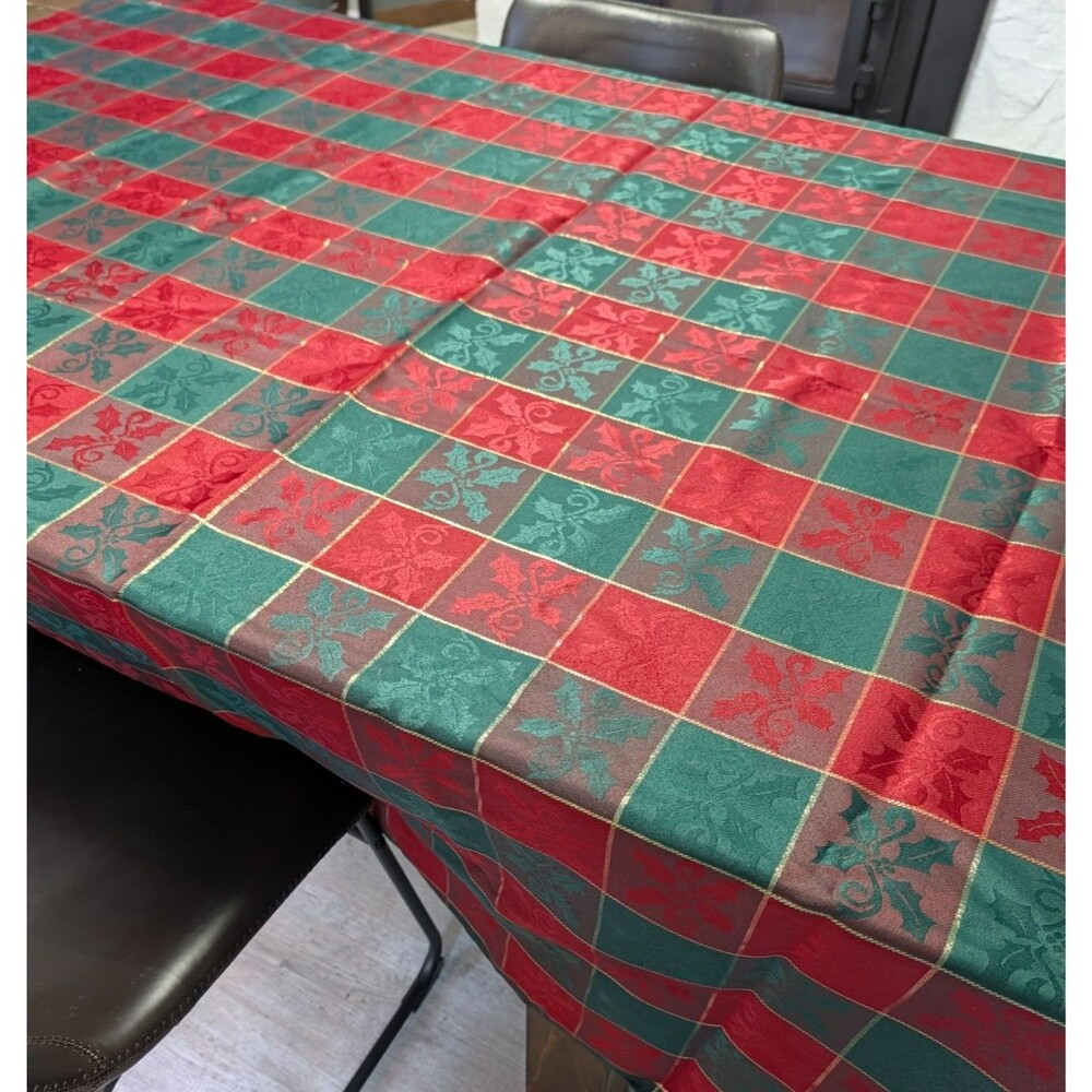 Jacquard Tablecloth Plaid Red Green Gold Metalic Thread Holly Christmas 70"x70"